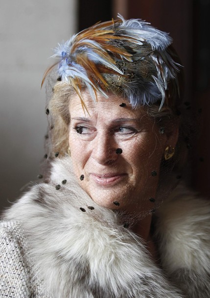 Belgium's Princess Lea arrives at a mass in memory of former members of the royal family at Notre Dame de Laeken church in Brussels February 16, 2012. REUTERS/Francois Lenoir (BELGIUM - Tags: HEADSHOT PROFILE RELIGION ROYALS ENTERTAINMENT)