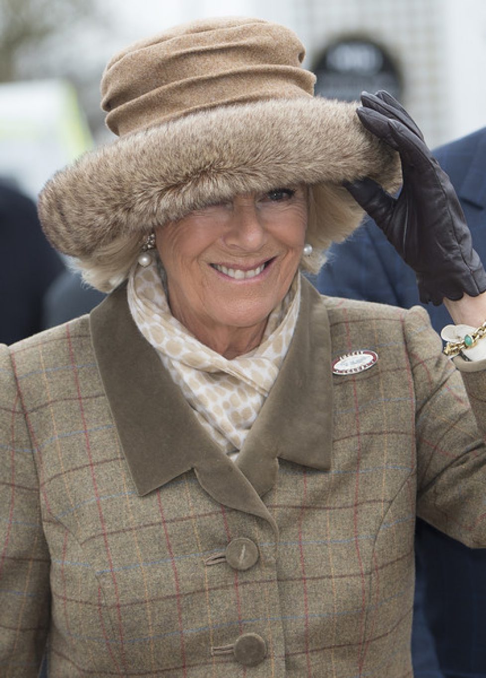 Duchess+Cornwall+Cheltenham+Ladies+Day+uy6bJk03y4Nl