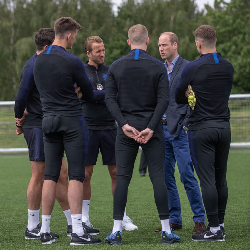 Duke+Cambridge+Meets+England+Football+Squad+dagJBFiWEiFl