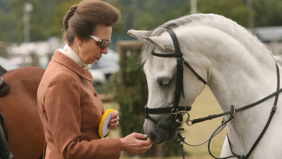 Interview de la princesse royale à « Horse and Hound »