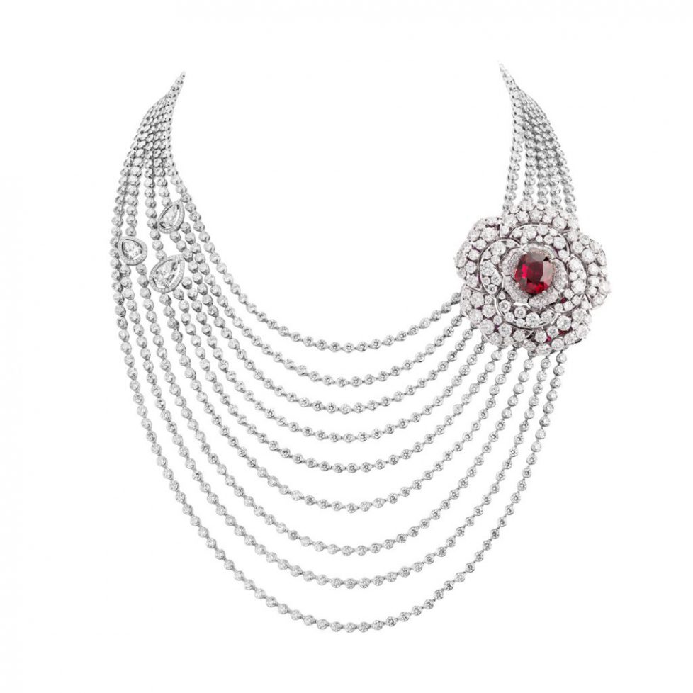 Rouge-Incandescent-necklace-J63491