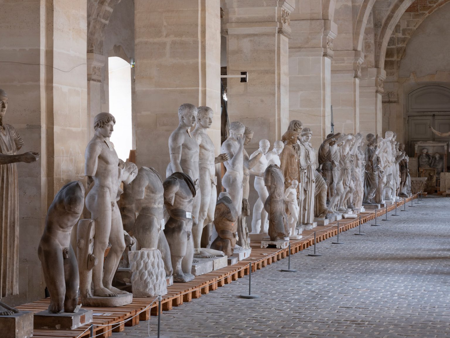 Ouverture De La Galerie Des Sculptures à Versailles – Noblesse & Royautés