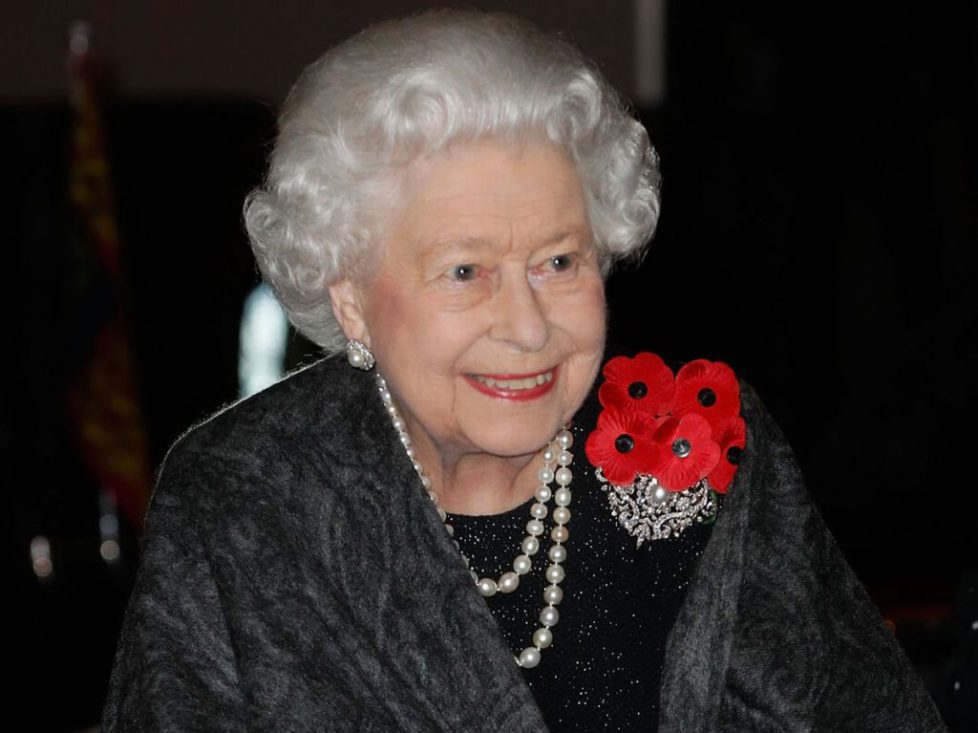 2_Queen-Elizabeth-II