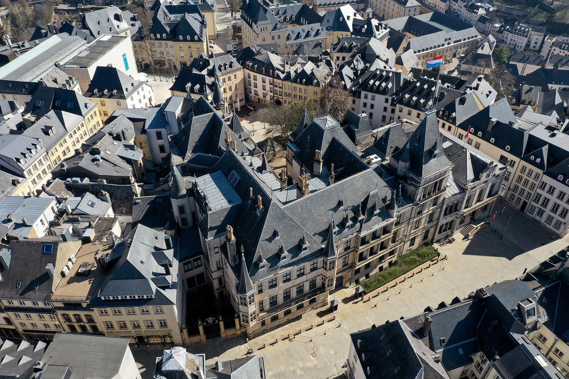 Vue aérienne du palais grand ducal à Luxembourg Noblesse Royautés