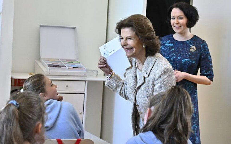 Queen-Silvia-and-Jenni-Haukio-9