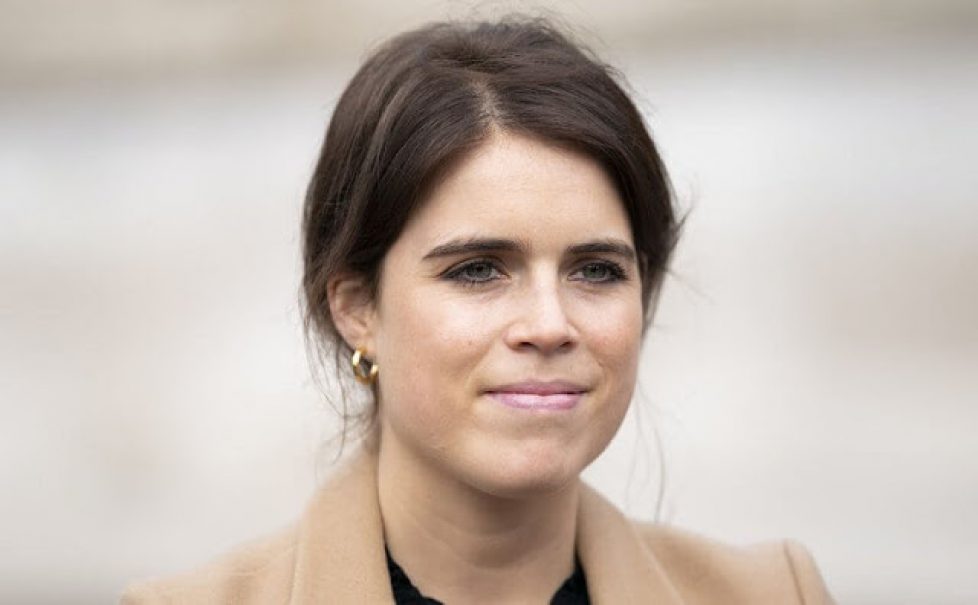 princess-eugenie-in-sandro-gaby-coat-3