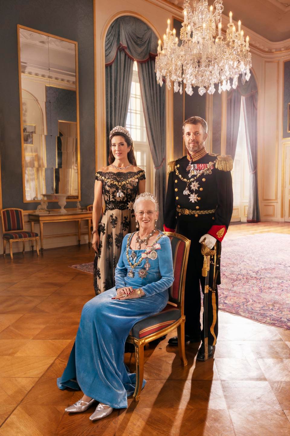 Nouvelles photos de la famille royale danoise Noblesse Royautés