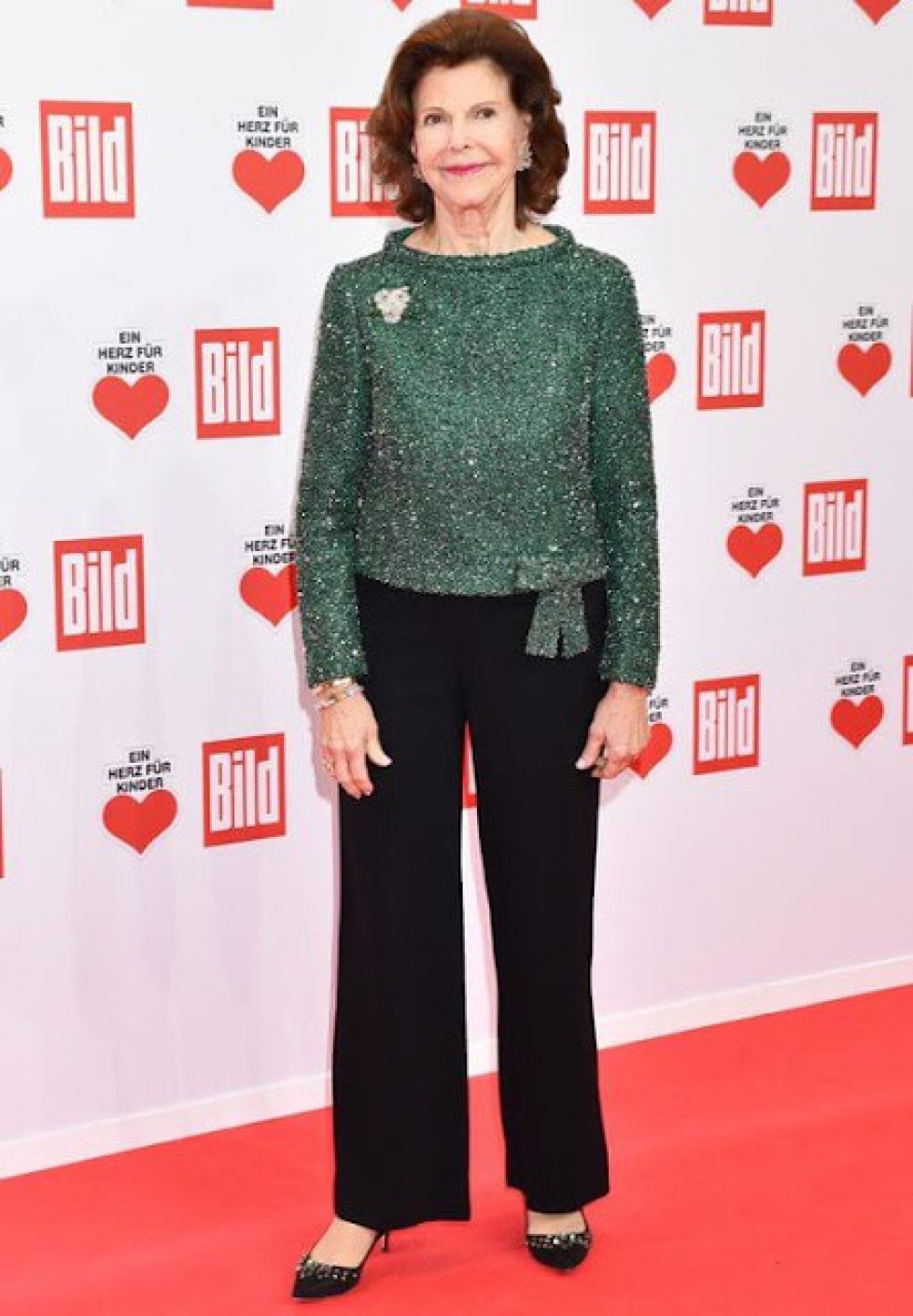 queen-silvia-5