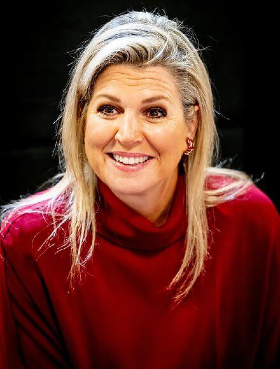 queen-maxima-in-massimo-dutti-4