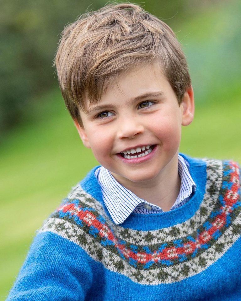 5 ans du prince Louis de Galles Noblesse & Royautés