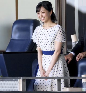 princess-kako-in-polka-dot-dress-4