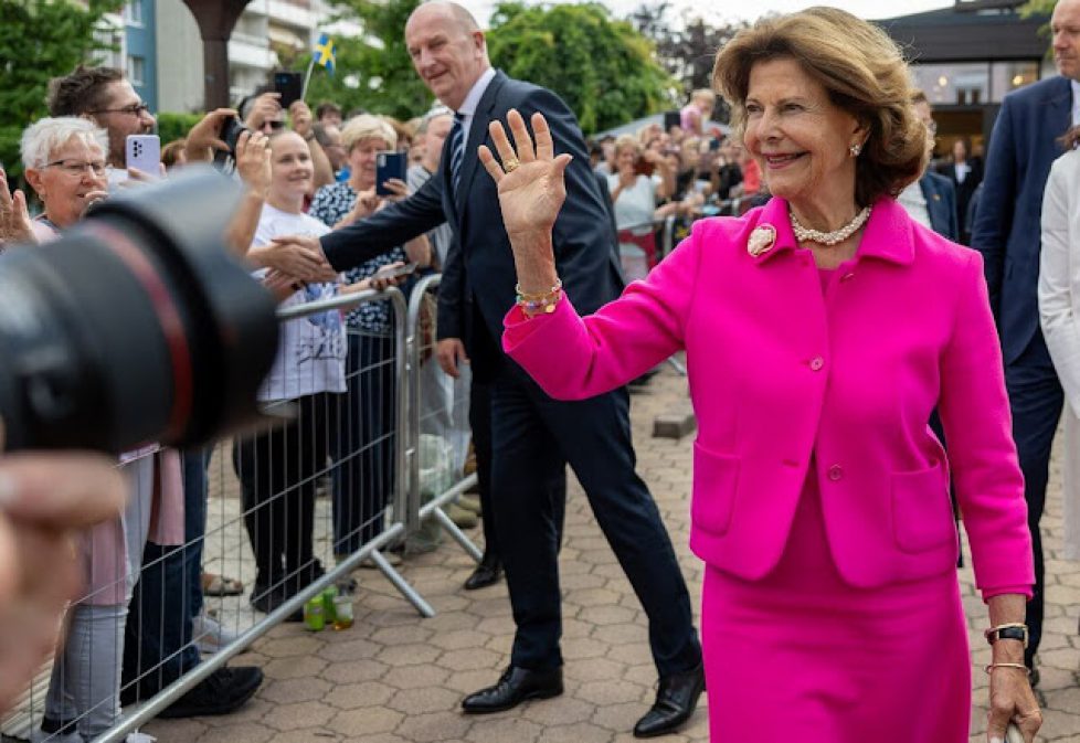 queen-silvia-3