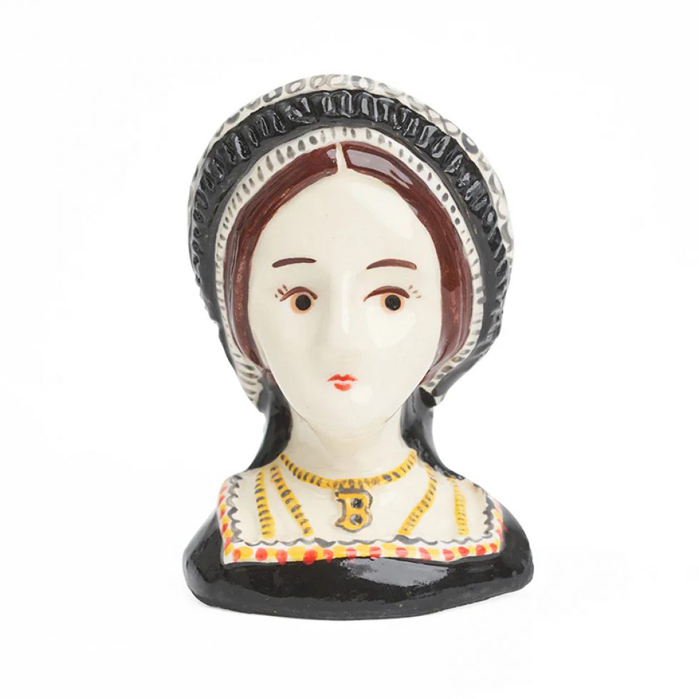 anne-boleyn-egg-cup-front