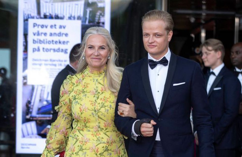 Mette-Marit-de-Norvege-son-fils-Marius-accuse-de-violences-de-nouveau-arrete